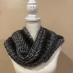 Apt. 9 Black and Gray Knit Infinity Scarf